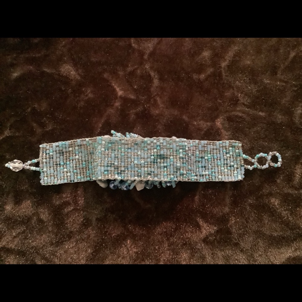 Beaded cuff bracelet - Picture 2 of 3